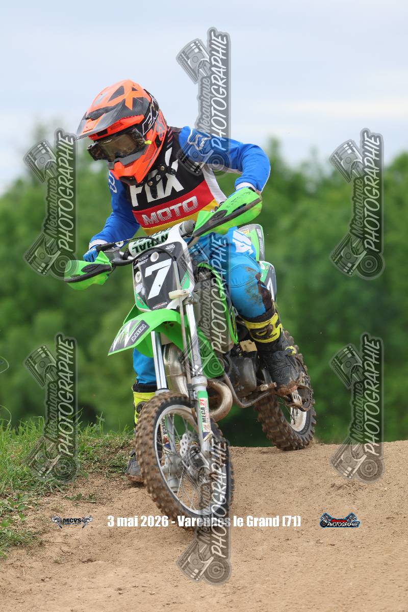 1228967