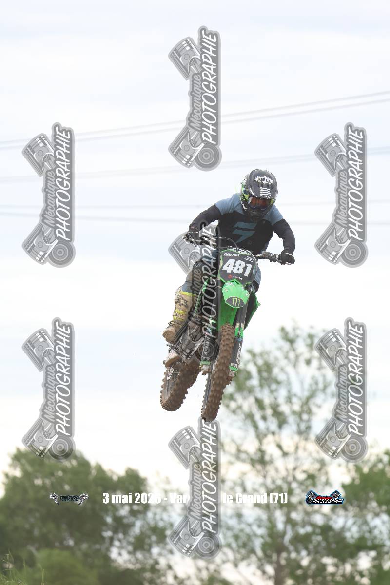 1229104