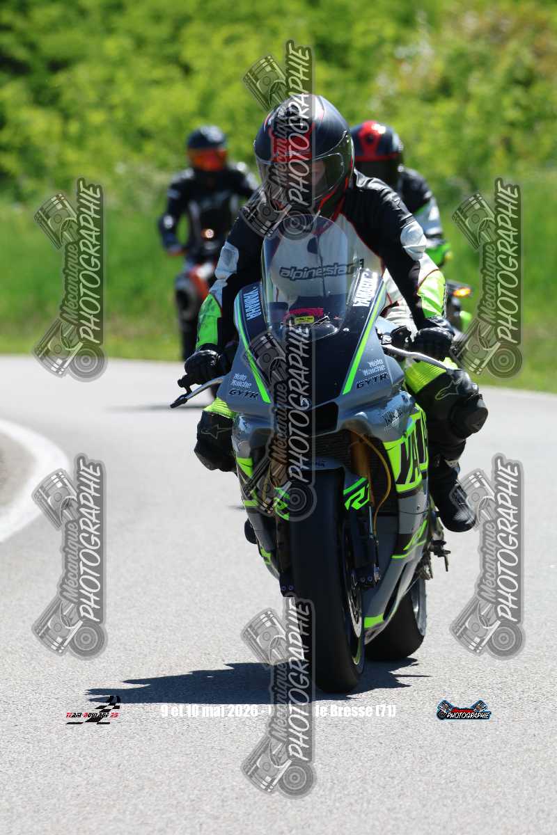 1232981