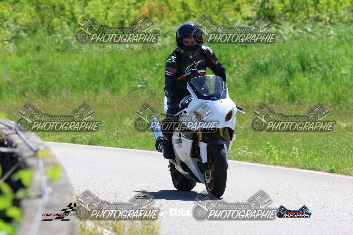 1233365