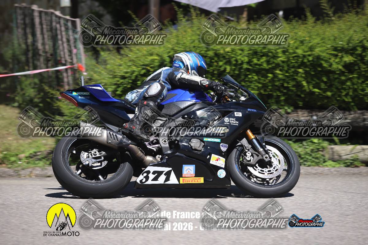 1237935