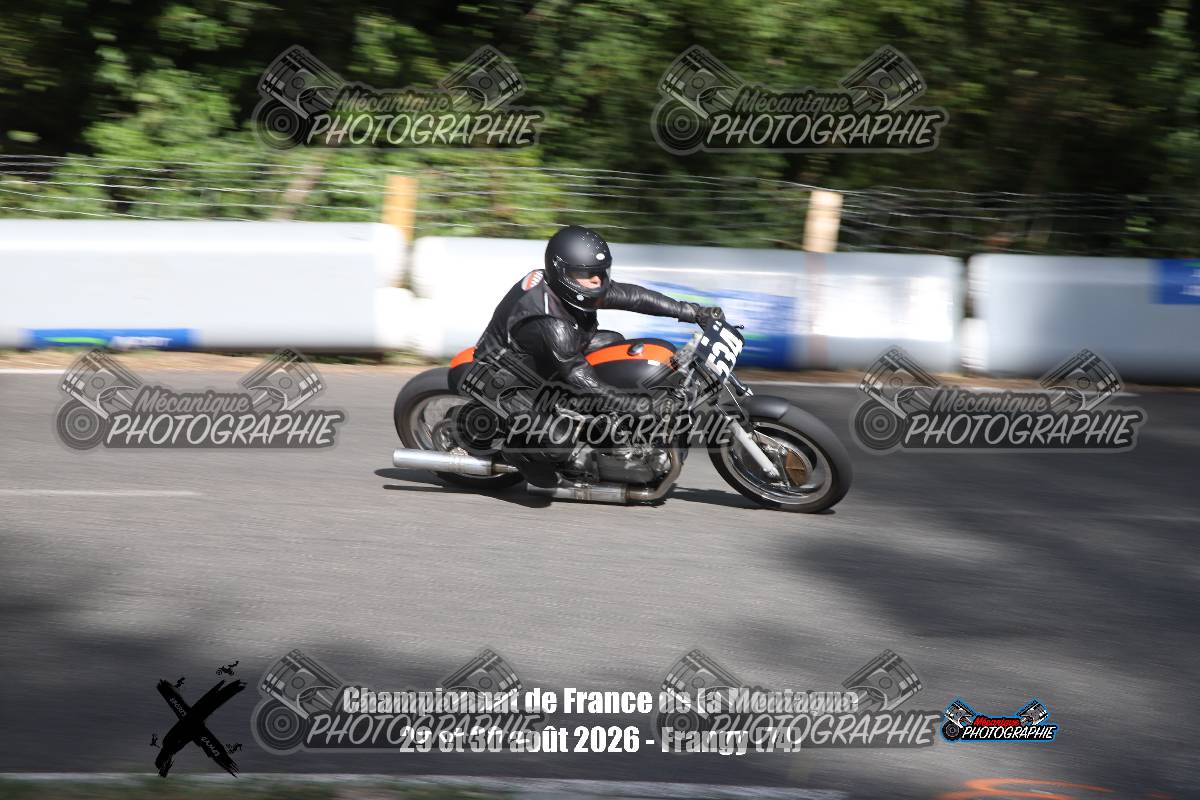 1298873